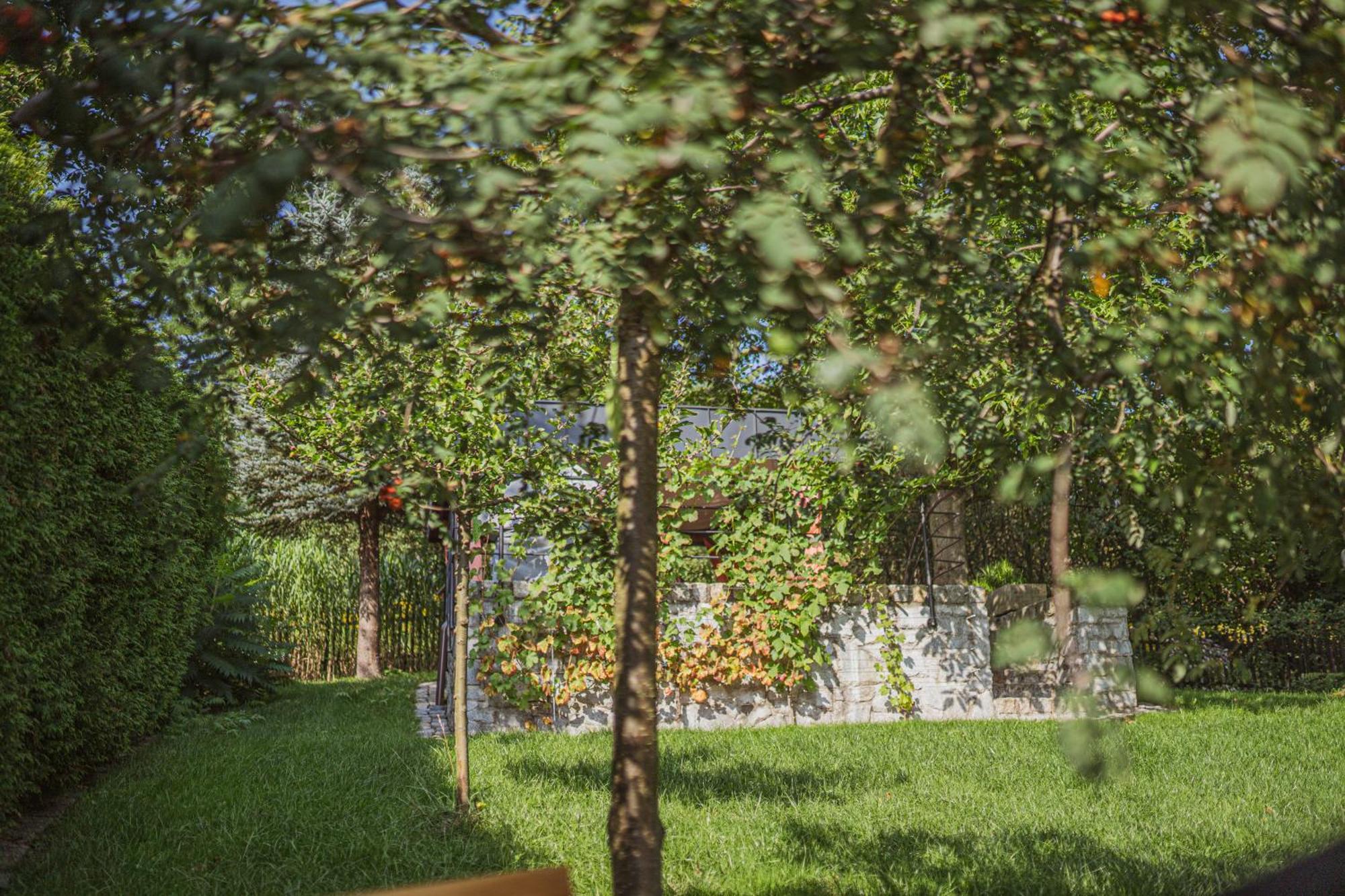 Dom Ogrodnika Apartamento Jezow Sudecki Exterior foto