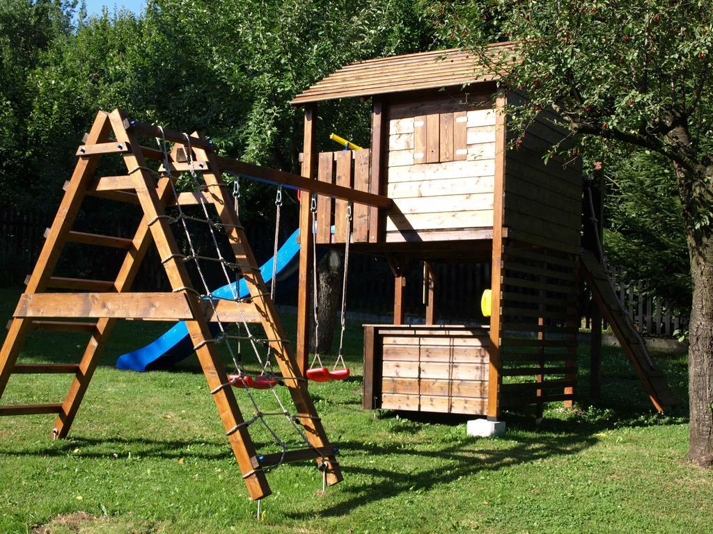 Dom Ogrodnika Apartamento Jezow Sudecki Exterior foto